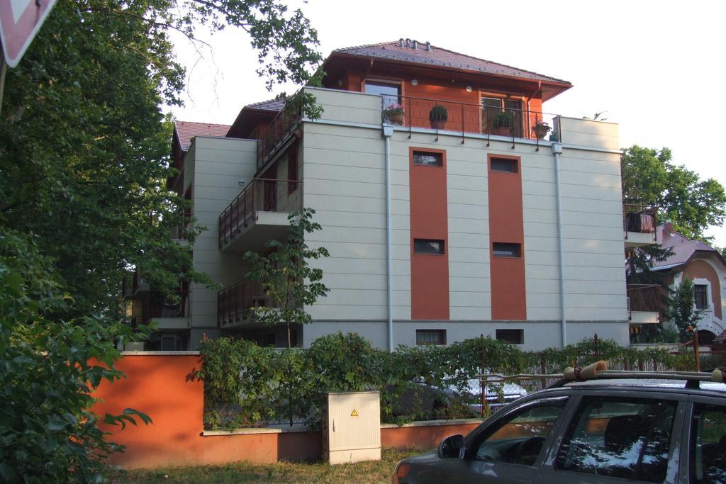 שיופוק Villa Palazzo Apartments מראה חיצוני תמונה