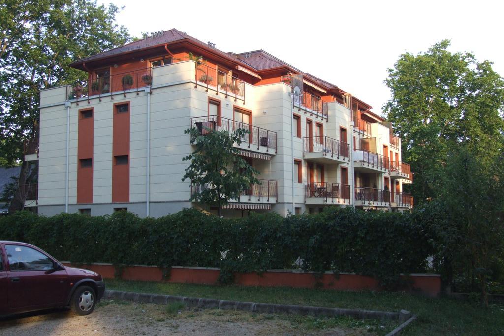 שיופוק Villa Palazzo Apartments מראה חיצוני תמונה