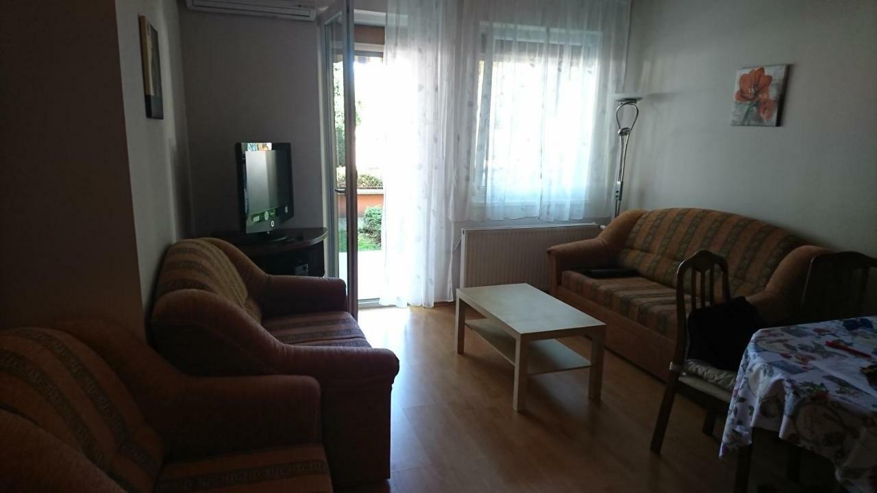 שיופוק Villa Palazzo Apartments מראה חיצוני תמונה