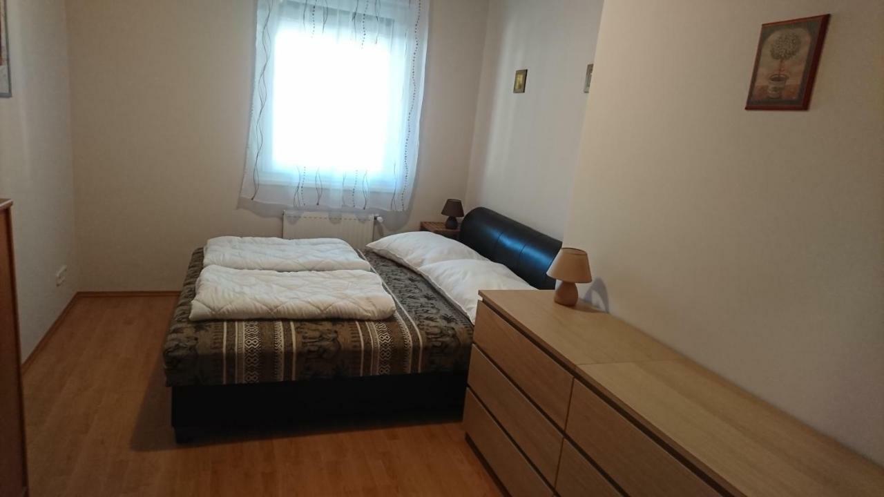 שיופוק Villa Palazzo Apartments מראה חיצוני תמונה